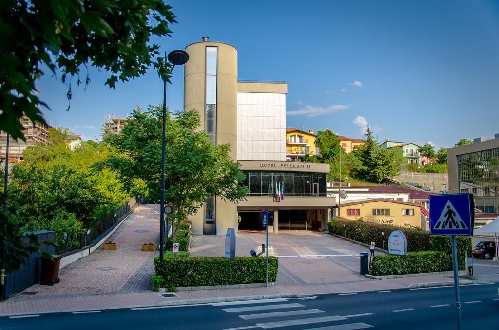 Hotel Federico II L'Aquila Bagian luar foto
