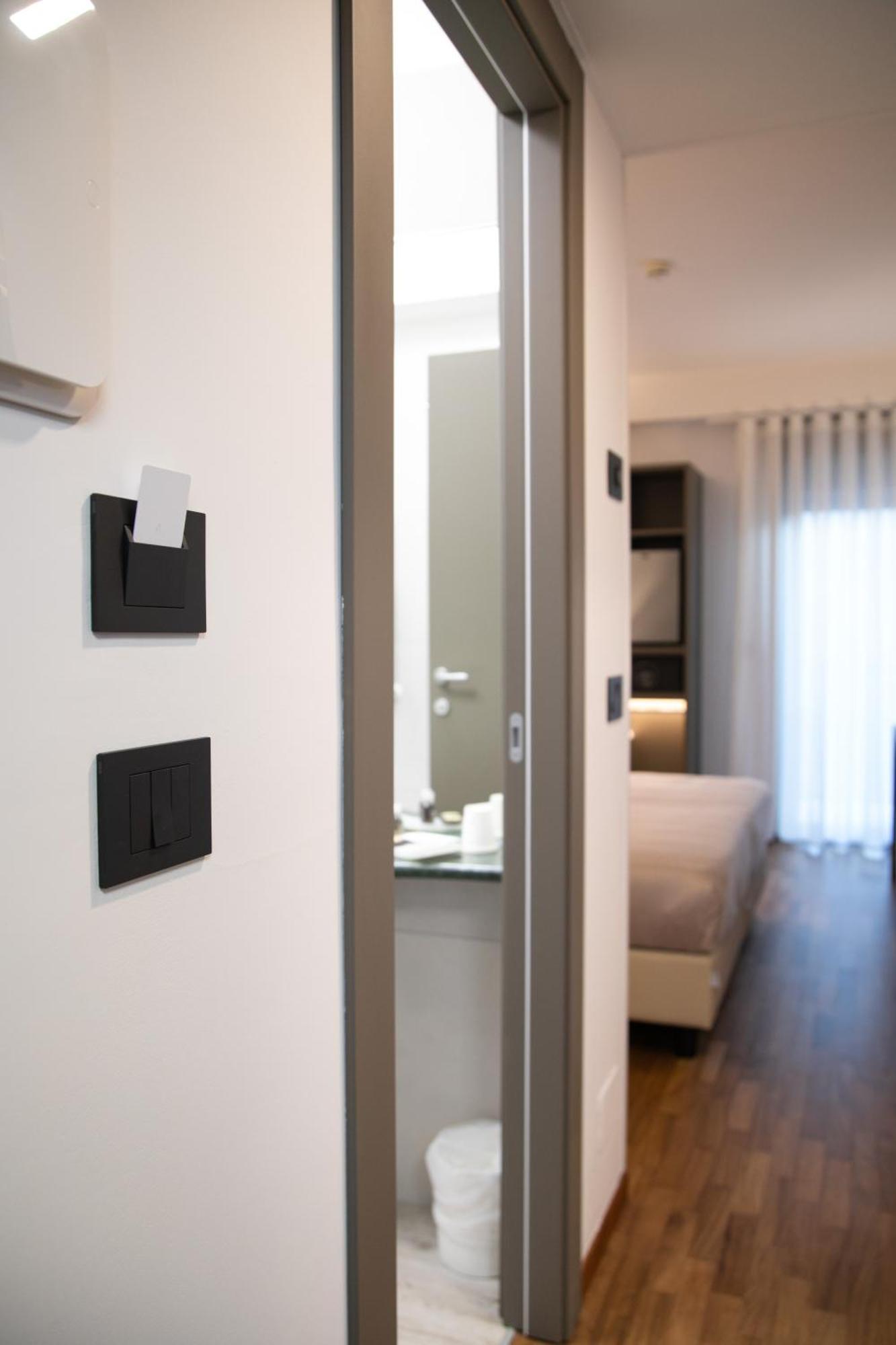Hotel Federico II L'Aquila Bagian luar foto